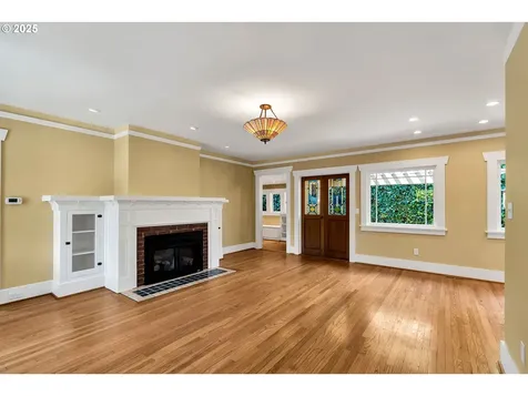 1735 SE Lambert Street Portland OR 97202