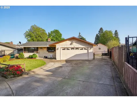 19500 SE Ash Street Portland OR 97233