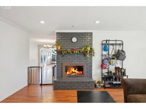 19500 SE Ash Street Portland OR 97233