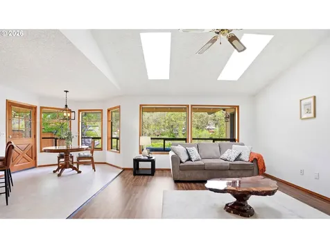661 K Street Washougal WA 98671