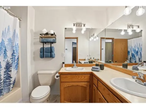 661 K Street Washougal WA 98671