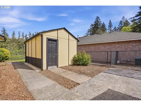 661 K Street Washougal WA 98671