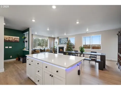 16719 SW Beemer Lane Portland OR 97224