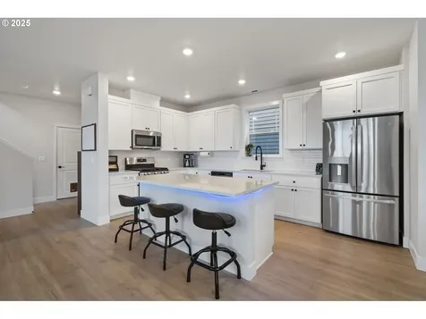 16719 SW Beemer Lane Portland OR 97224