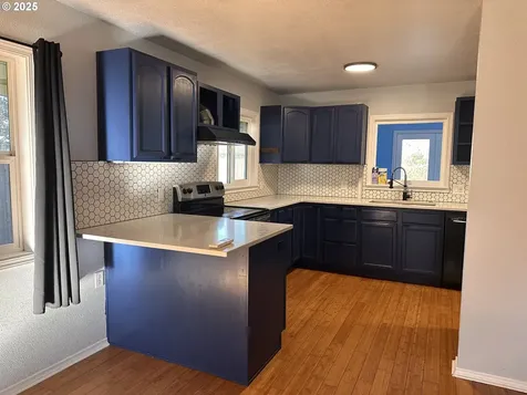 1335 7th Street Florence OR 97439