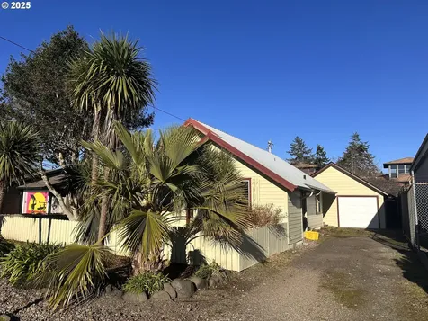 1335 7th Street Florence OR 97439