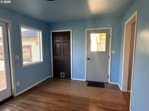 1335 7th Street Florence OR 97439