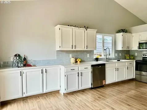 17714 SE 16th Street Vancouver WA 98683