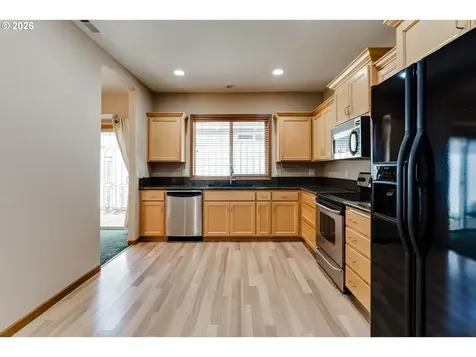 2099 Lake Shore Drive Eugene OR 97408