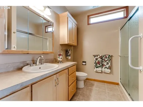2099 Lake Shore Drive Eugene OR 97408