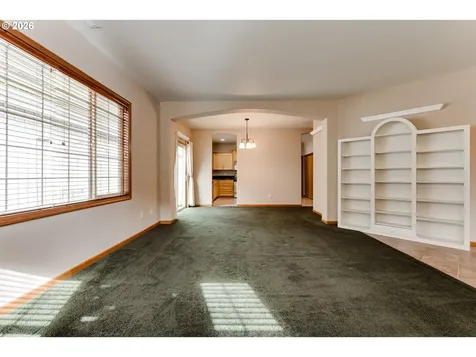 2099 Lake Shore Drive Eugene OR 97408