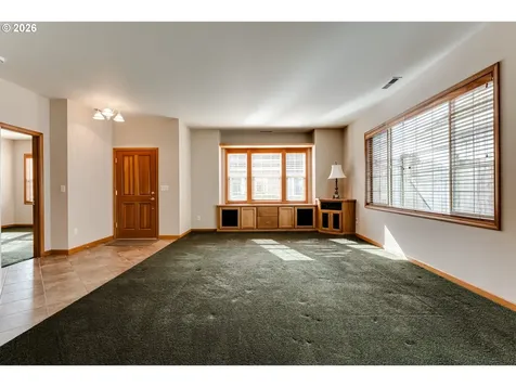 2099 Lake Shore Drive Eugene OR 97408