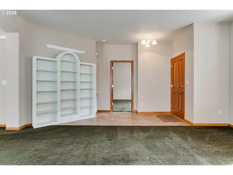 2099 Lake Shore Drive Eugene OR 97408
