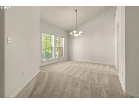 6209 NE Dereck Lane Hillsboro OR 97124