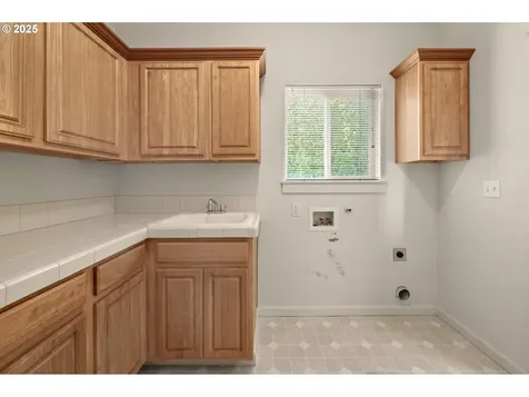 6209 NE Dereck Lane Hillsboro OR 97124