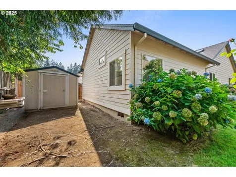 6209 NE Dereck Lane Hillsboro OR 97124