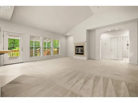 6209 NE Dereck Lane Hillsboro OR 97124