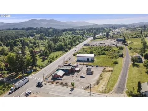 28405 Salmon River Highway Grand Ronde OR 97347