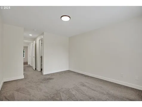 5717 NW 174th Avenue Portland OR 97229