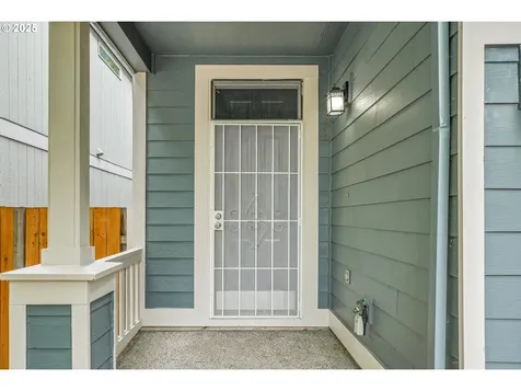 5717 NW 174th Avenue Portland OR 97229