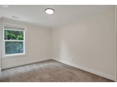 5717 NW 174th Avenue Portland OR 97229