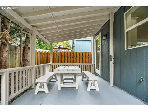 5717 NW 174th Avenue Portland OR 97229