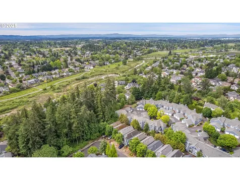 5717 NW 174th Avenue Portland OR 97229