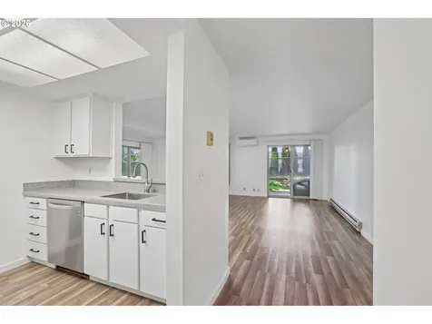 10141 SW Trapper Terrace Beaverton OR 97008