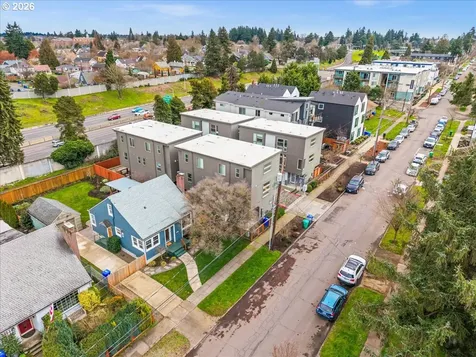 7124 N Montana Avenue Portland OR 97217