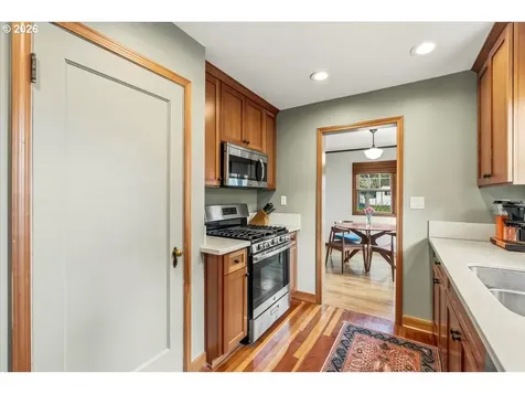 7124 N Montana Avenue Portland OR 97217