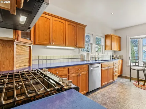 3425 NE 25th Avenue Portland OR 97212