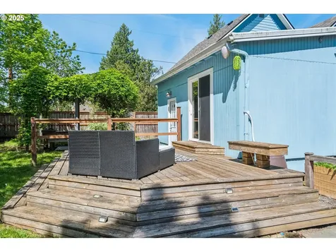 10006 N Calhoun Avenue Portland OR 97203