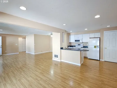 6005 SW 130th Avenue Beaverton OR 97008