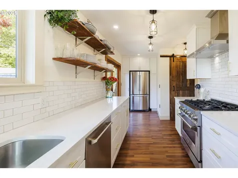 1409 14th Street West Linn OR 97068