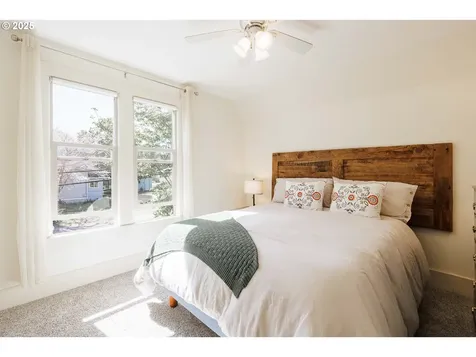 1409 14th Street West Linn OR 97068