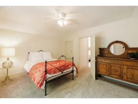 1409 14th Street West Linn OR 97068