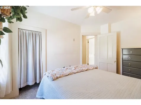 1409 14th Street West Linn OR 97068