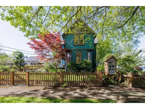 1409 14th Street West Linn OR 97068