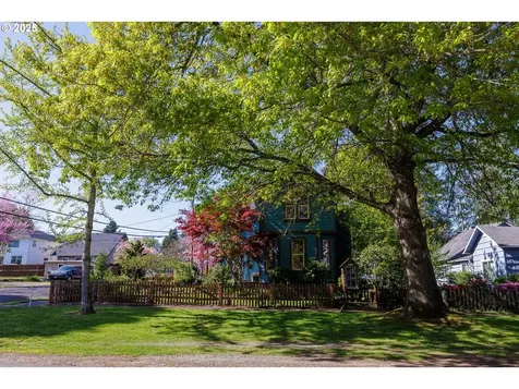 1409 14th Street West Linn OR 97068