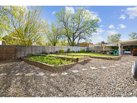 445 SE 7th Street Hermiston OR 97838