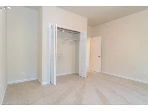 1737 NE Shale Court Roseburg OR 97470