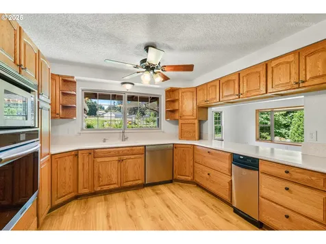 17440 S Holly Lane Oregon City OR 97045