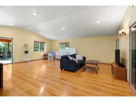 17440 S Holly Lane Oregon City OR 97045