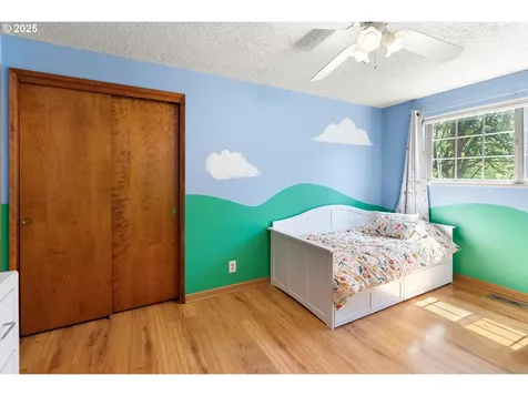 17440 S Holly Lane Oregon City OR 97045