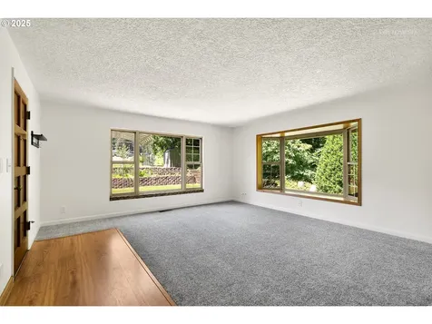 17440 S Holly Lane Oregon City OR 97045