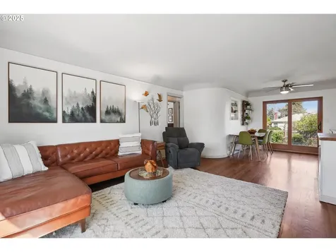 4125 NE Ainsworth Street Portland OR 97211