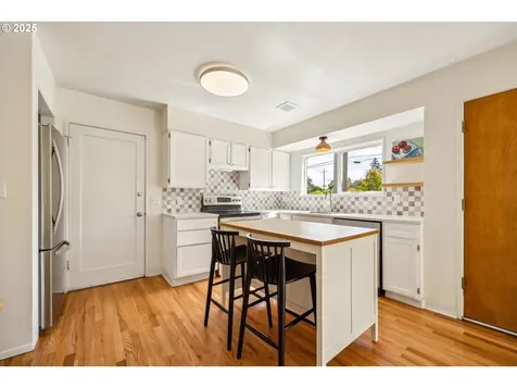 5515 SE 62nd Avenue Portland OR 97206