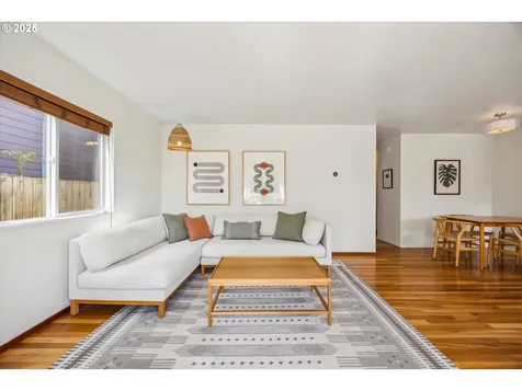 5515 SE 62nd Avenue Portland OR 97206