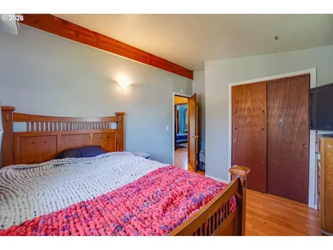 13639 SE Clay Street Portland OR 97233