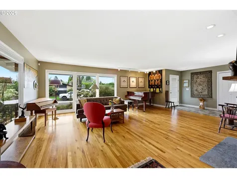 3435 SE Raymond Street Portland OR 97202